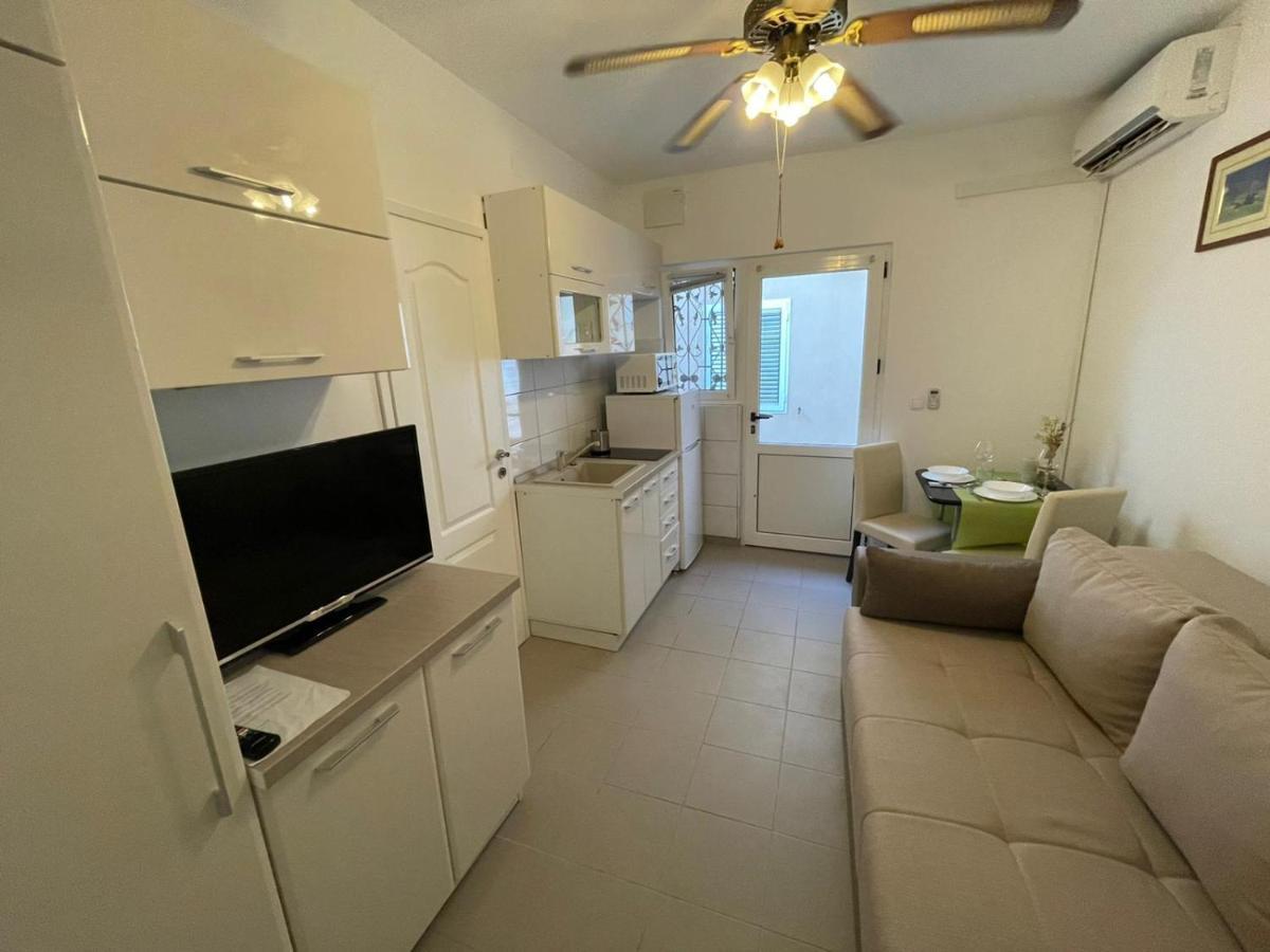Zadar Beach Apartment Exterior photo